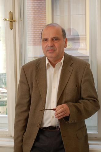 Majtényi szerint jogsértéssel nem lehet jogállamot építeni... Kép - es.hu